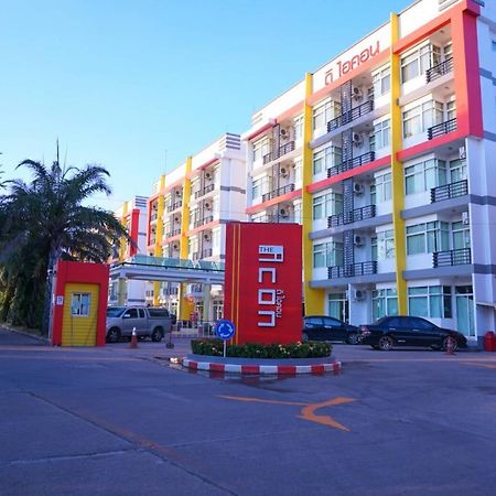The Icon Service Apartment Si Maha Phot Экстерьер фото