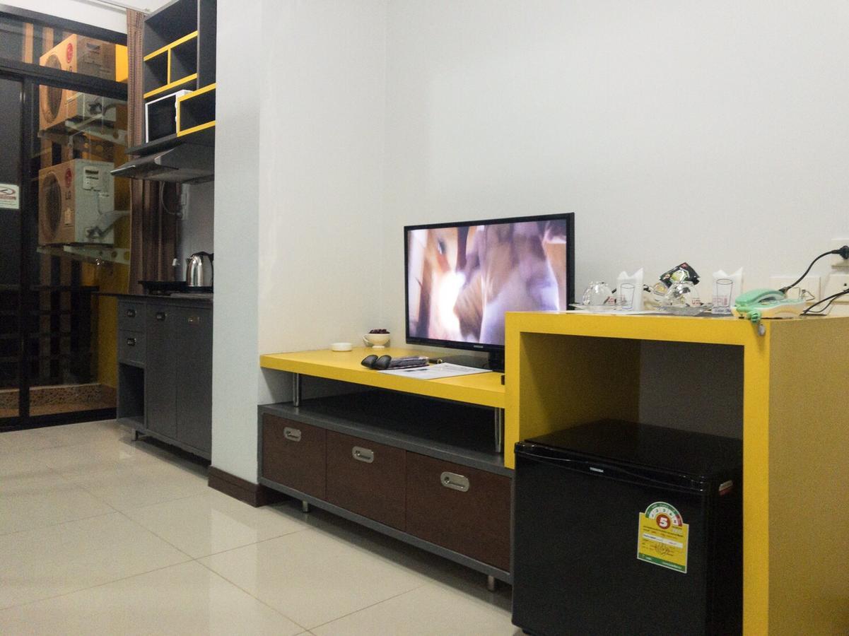 The Icon Service Apartment Si Maha Phot Экстерьер фото